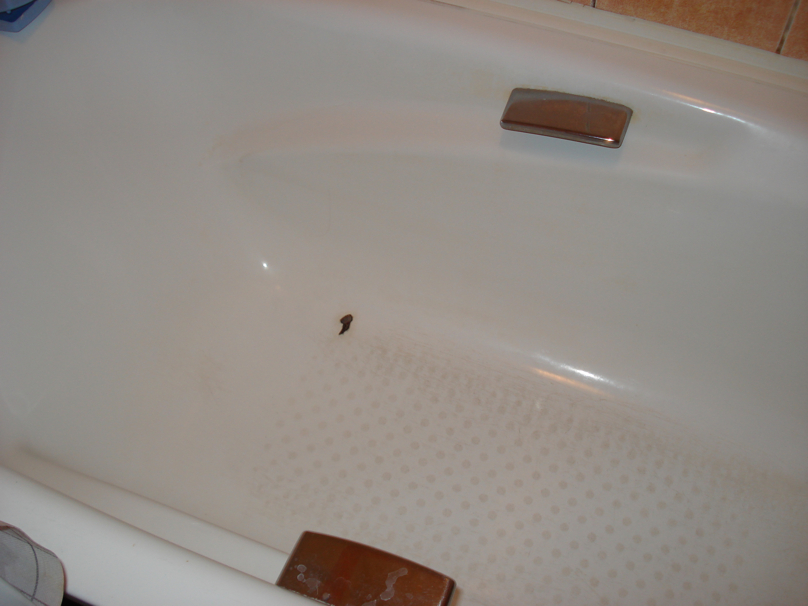 Профессиональная технология удаления сколов на ванне
